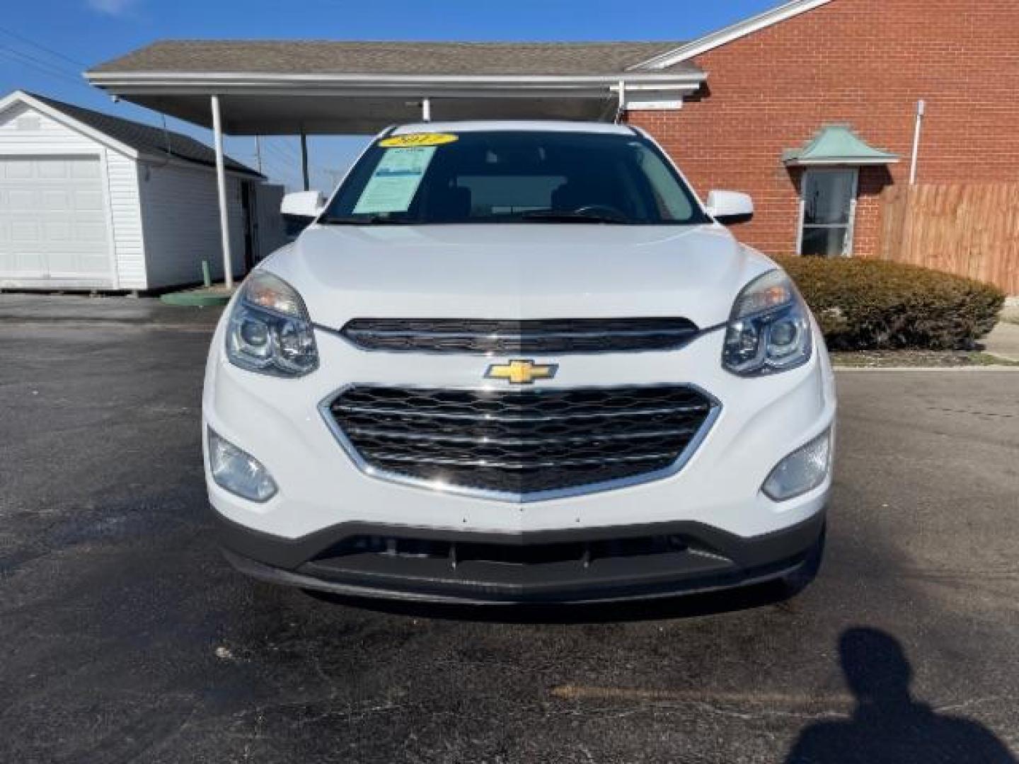 2017 Summit White Chevrolet Equinox LT AWD (2GNFLFEK1H6) with an 2.4L L4 DOHC 16V FFV engine, 6-Speed Automatic transmission, located at 1184 Kauffman Ave, Fairborn, OH, 45324, (937) 908-9800, 39.807072, -84.030914 - Photo#2