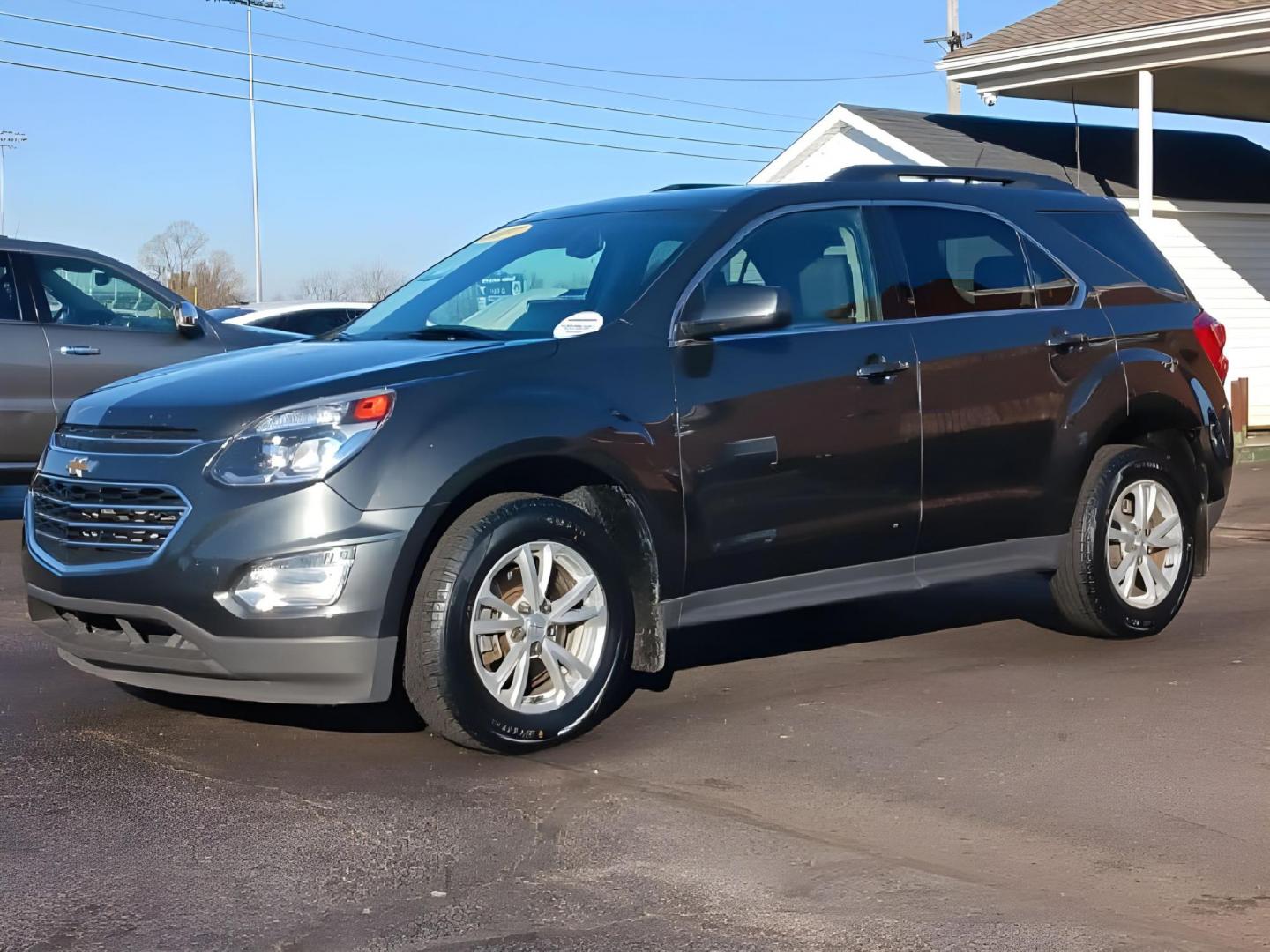 2017 Patriot Blue Metallic Chevrolet Equinox LT AWD (2GNFLFEK9H6) with an 2.4L L4 DOHC 16V FFV engine, 6A transmission, located at 4508 South Dixie Dr, Moraine, OH, 45439, (937) 908-9800, 39.689976, -84.218452 - Photo#9