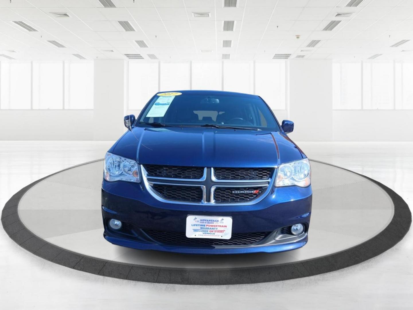 2017 Contusion Blue Pearl Coat Dodge Grand Caravan SXT (2C4RDGCG0HR) with an 3.6L V6 DOHC 24V engine, 6A transmission, located at 1099 N County Rd 25A , Troy, OH, 45373, (937) 908-9800, 40.057079, -84.212883 - Photo#6