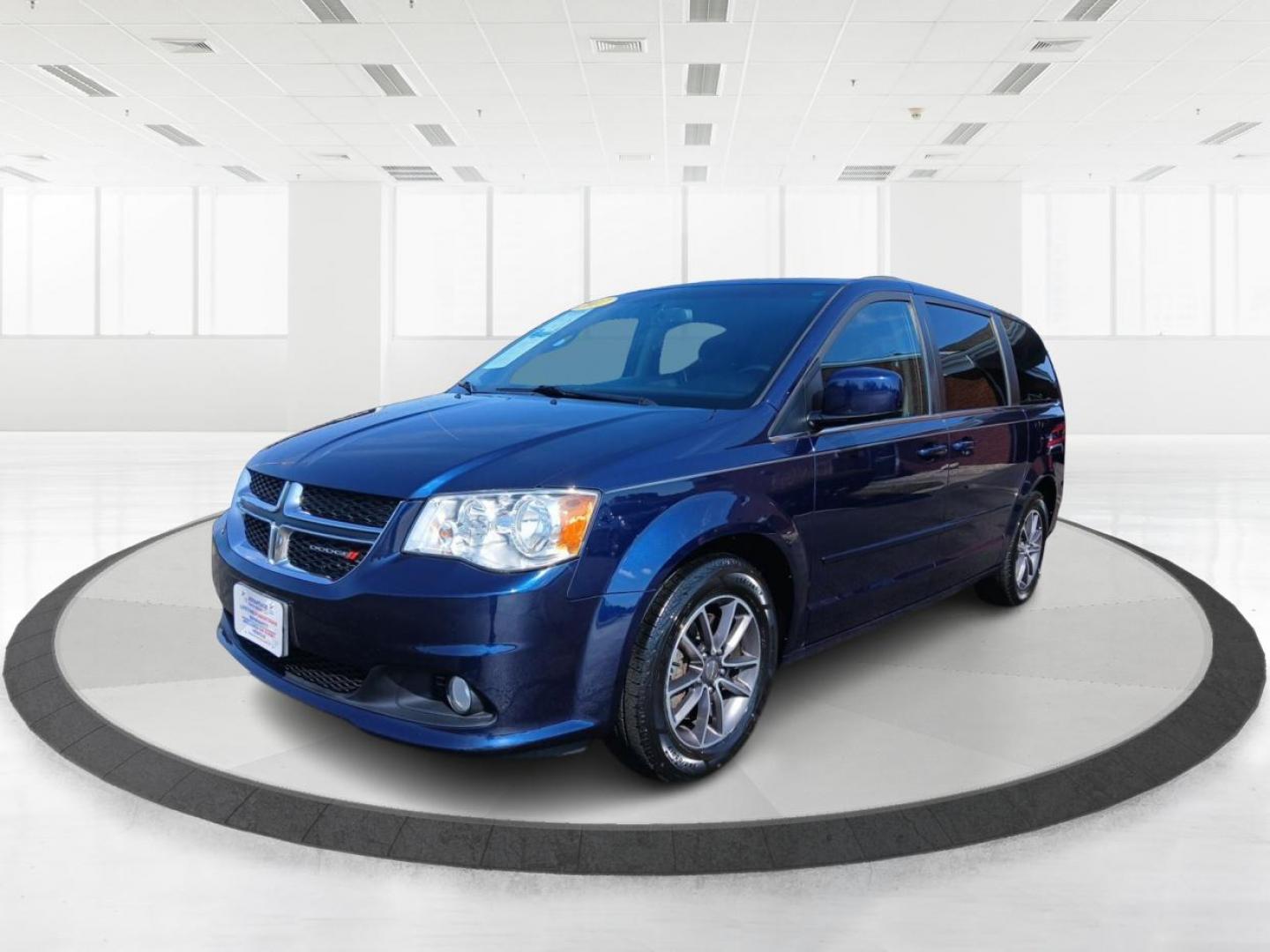 2017 Contusion Blue Pearl Coat Dodge Grand Caravan SXT (2C4RDGCG0HR) with an 3.6L V6 DOHC 24V engine, 6A transmission, located at 1099 N County Rd 25A , Troy, OH, 45373, (937) 908-9800, 40.057079, -84.212883 - Photo#7