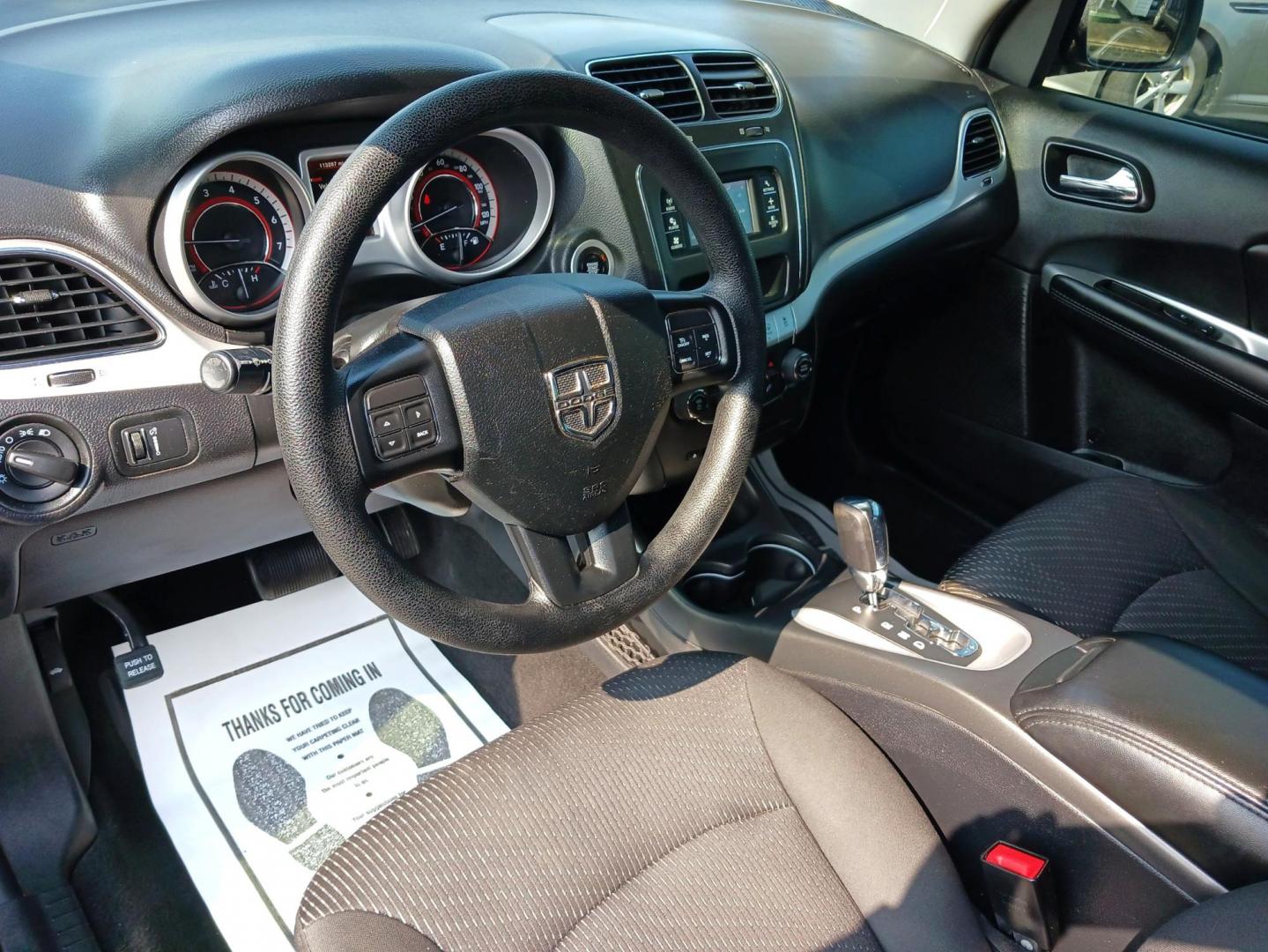 2017 Granite Metallic Clear Coat Dodge Journey SE (3C4PDCAB5HT) with an 2.4L L4 DOHC 16V engine, 4A transmission, located at 1184 Kauffman Ave, Fairborn, OH, 45324, (937) 908-9800, 39.807072, -84.030914 - Photo#7