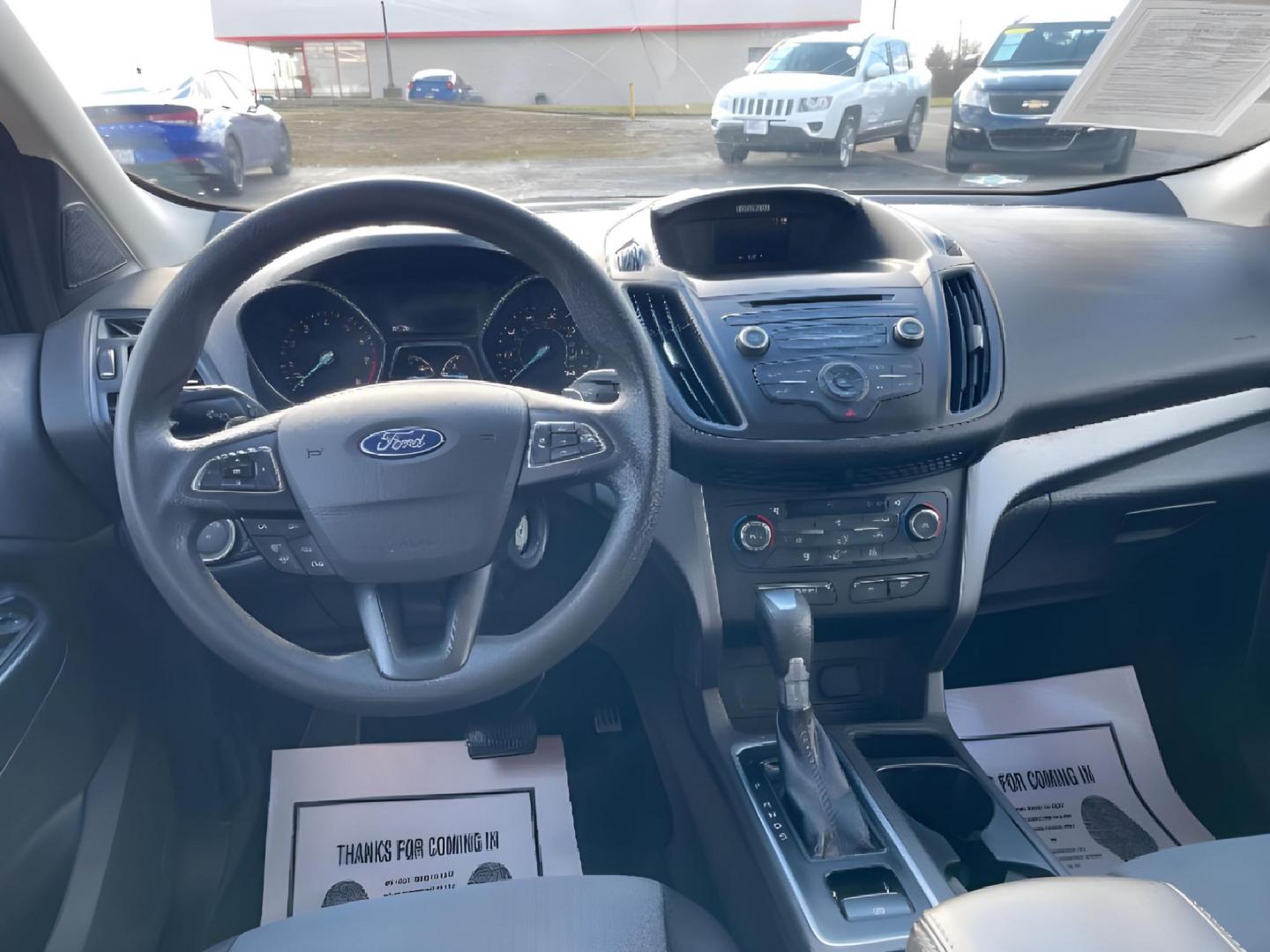 2017 Ford Escape SE 4WD (1FMCU9GD4HU) with an 1.5L L4 DOHC 16V engine, 6-Speed Automatic transmission, located at 401 Woodman Dr, Riverside, OH, 45431, (937) 908-9800, 39.760899, -84.123421 - 2017 Ford Escape SE 4WD - Photo#8