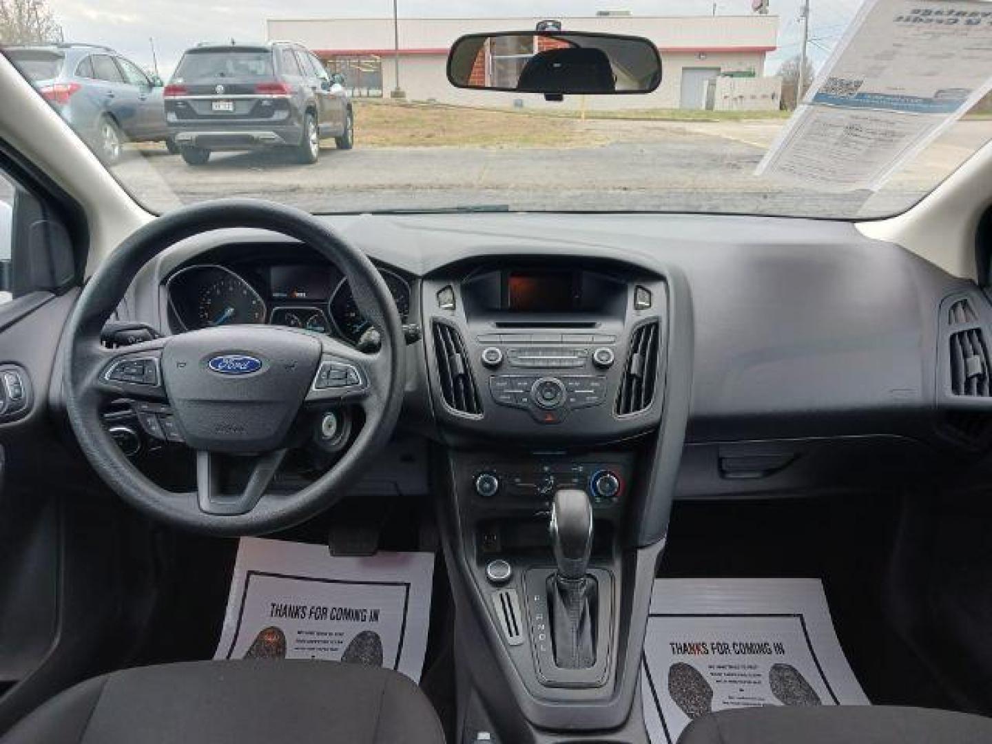 2017 Oxford White Ford Focus SE Hatch (1FADP3K23HL) with an 2.0L L4 DOHC 16V engine, located at 4508 South Dixie Dr, Moraine, OH, 45439, (937) 908-9800, 39.689976, -84.218452 - Photo#7