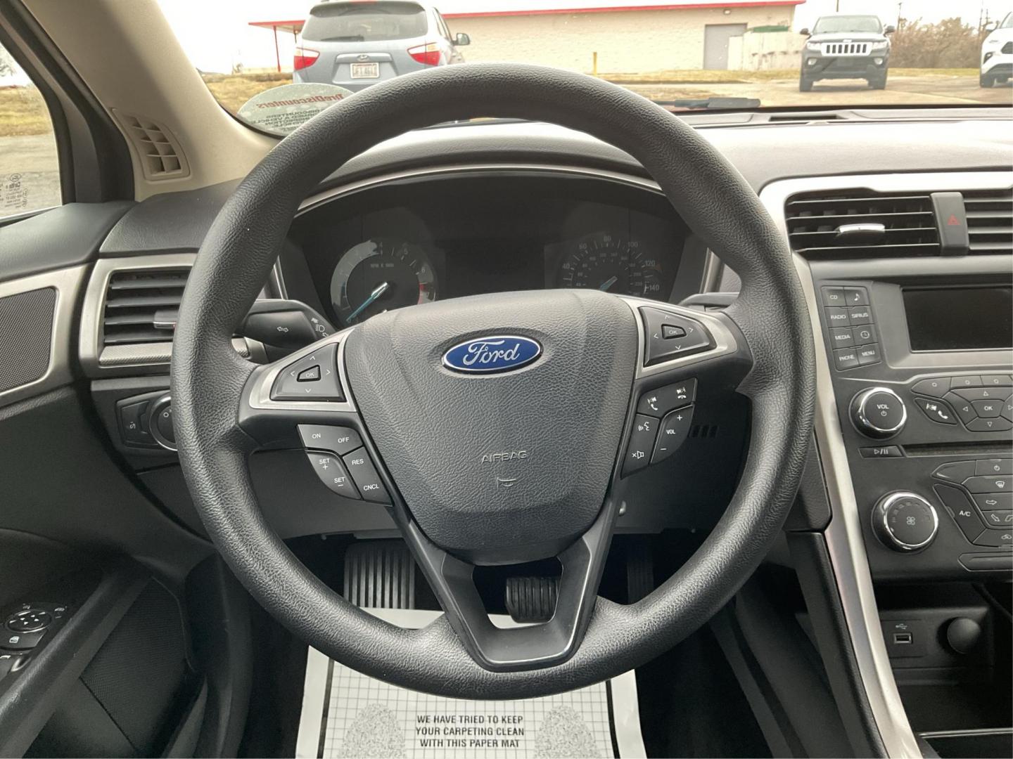 2017 Ford Fusion SE (3FA6P0H7XHR) with an Other engine, located at 4508 South Dixie Dr, Moraine, OH, 45439, (937) 908-9800, 39.689976, -84.218452 - 2017 Ford Fusion SE - Photo#15