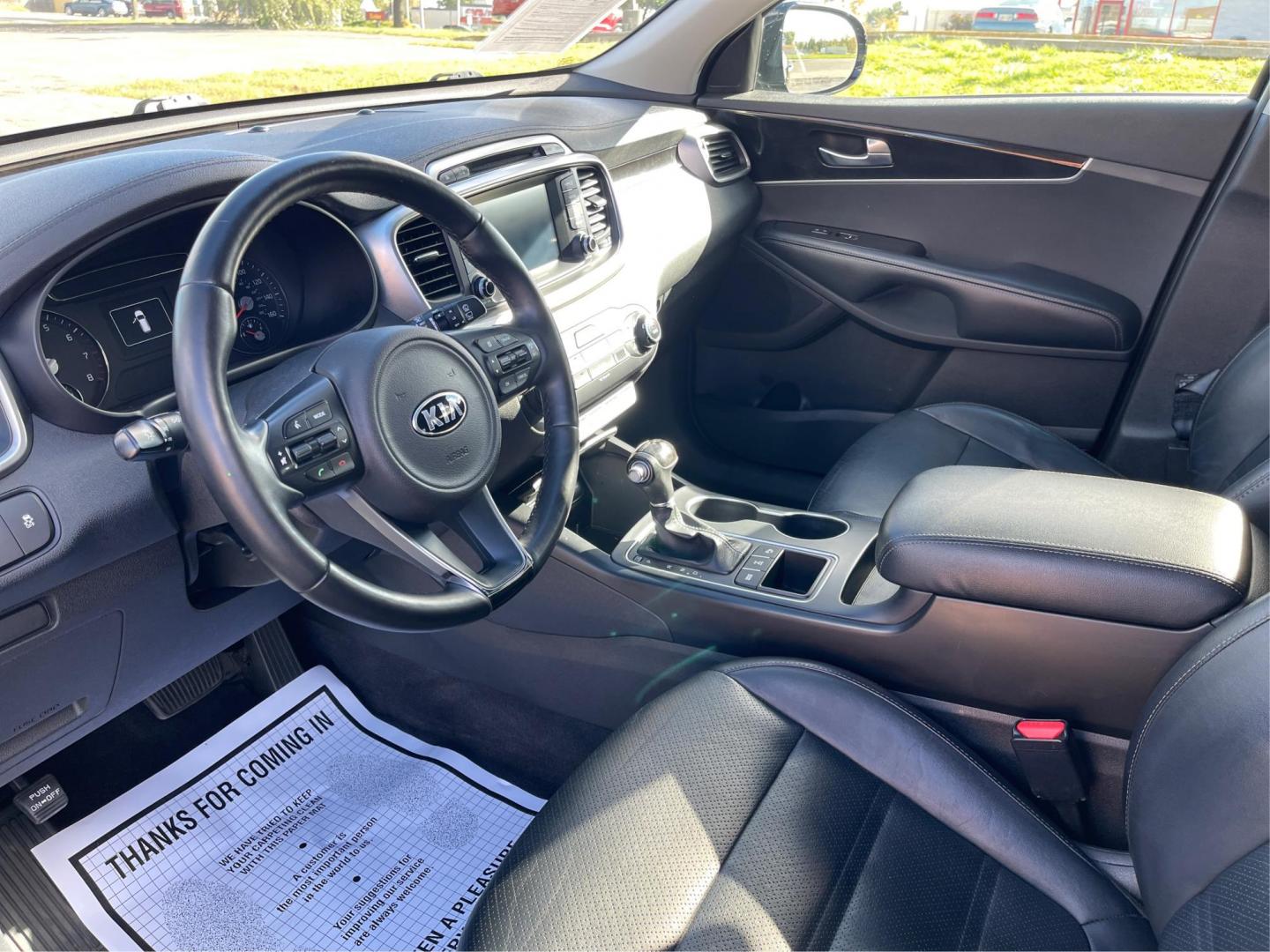 2017 Ebony Black Kia Sorento LX AWD (5XYPGDA34HG) with an 2.4L L4 DOHC 16V engine, 6A transmission, located at 1184 Kauffman Ave, Fairborn, OH, 45324, (937) 908-9800, 39.807072, -84.030914 - Photo#8