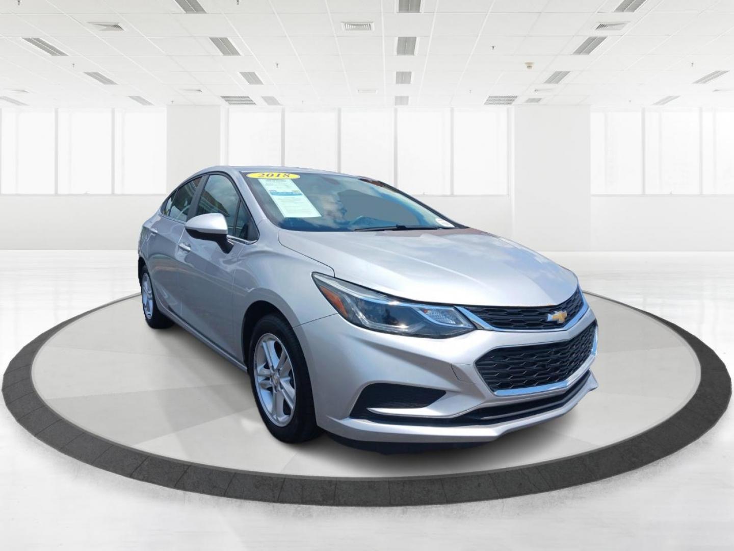 2018 Silver Ice Metallic Chevrolet Cruze (1G1BE5SMXJ7) with an 1.4L L4 DOHC 16V TURBO engine, 6-Speed Automatic transmission, located at 1099 N County Rd 25A , Troy, OH, 45373, (937) 908-9800, 40.057079, -84.212883 - Photo#0