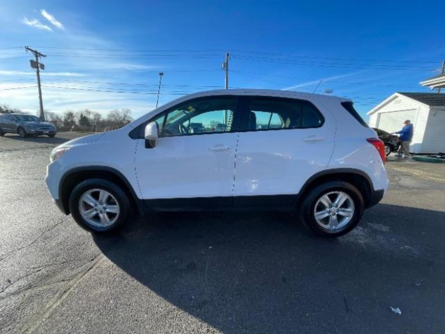 2018 Summit White Chevrolet Trax LS AWD (KL7CJNSB5JB) with an 1.4L L4 DOHC 16V engine, 6-Speed Automatic transmission, located at 1184 Kauffman Ave, Fairborn, OH, 45324, (937) 908-9800, 39.807072, -84.030914 - Photo#3