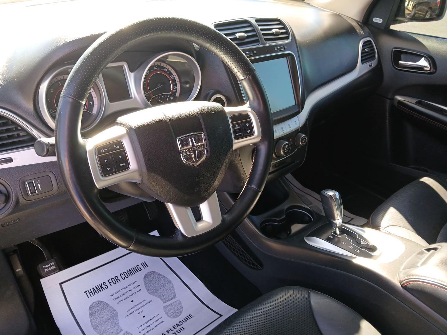 2018 Vice White Dodge Journey GT (3C4PDCEG7JT) with an 3.6L V6 DOHC 24V engine, 6A transmission, located at 8750 N County Rd 25A, Piqua, OH, 45356, (937) 908-9800, 40.164391, -84.232513 - Photo#8