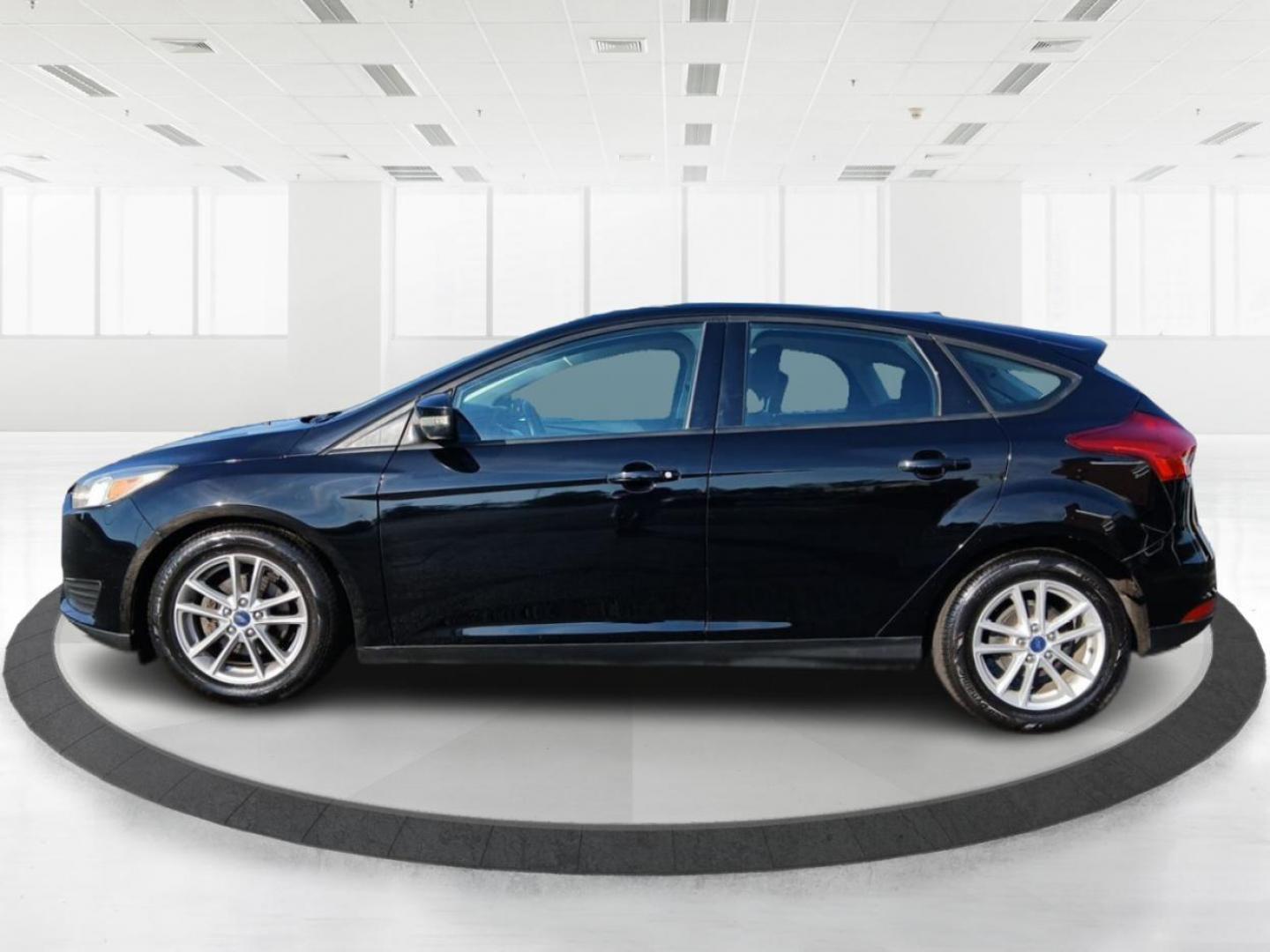 2018 Shadow Black Ford Focus SE Hatch (1FADP3K20JL) with an 2.0L L4 DOHC 16V engine, located at 1951 S Dayton Lakeview Rd., New Carlisle, OH, 45344, (937) 908-9800, 39.890999, -84.050255 - Photo#5