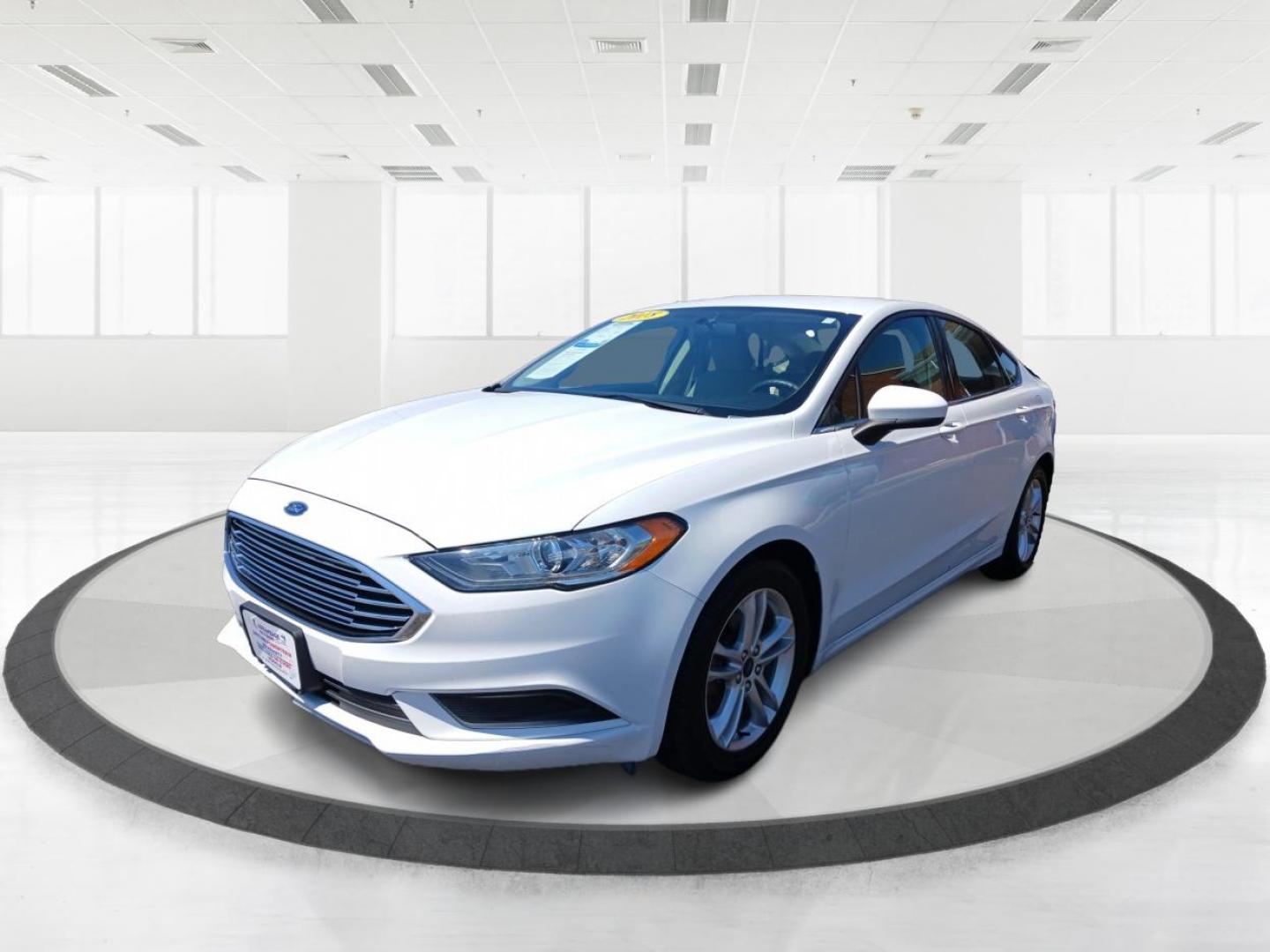 2018 White Platinum Metallic Tri-Coat Ford Fusion SE (3FA6P0HD3JR) with an 1.5L L4 DOHC 16V engine, 6A transmission, located at 401 Woodman Dr, Riverside, OH, 45431, (937) 908-9800, 39.760899, -84.123421 - Photo#7