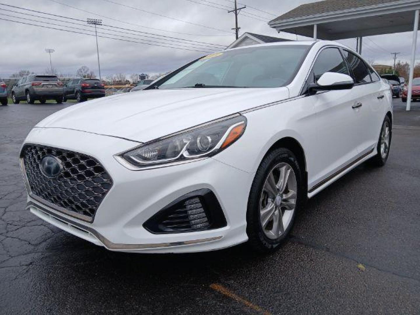 2018 Hyundai Sonata Sport (5NPE34AFXJH) with an 2.4L L4 DOHC 16V engine, 6-Speed Automatic transmission, located at 1951 S Dayton Lakeview Rd., New Carlisle, OH, 45344, (937) 908-9800, 39.890999, -84.050255 - 2018 Hyundai Sonata Sport - Photo#14