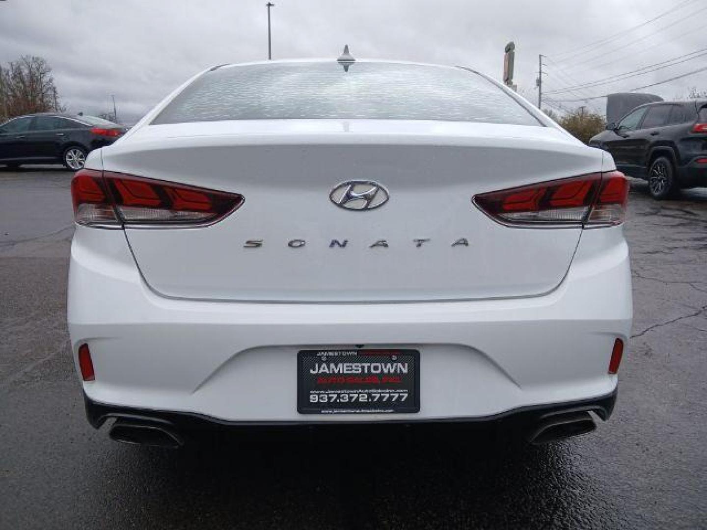 2018 Hyundai Sonata Sport (5NPE34AFXJH) with an 2.4L L4 DOHC 16V engine, 6-Speed Automatic transmission, located at 1951 S Dayton Lakeview Rd., New Carlisle, OH, 45344, (937) 908-9800, 39.890999, -84.050255 - 2018 Hyundai Sonata Sport - Photo#18