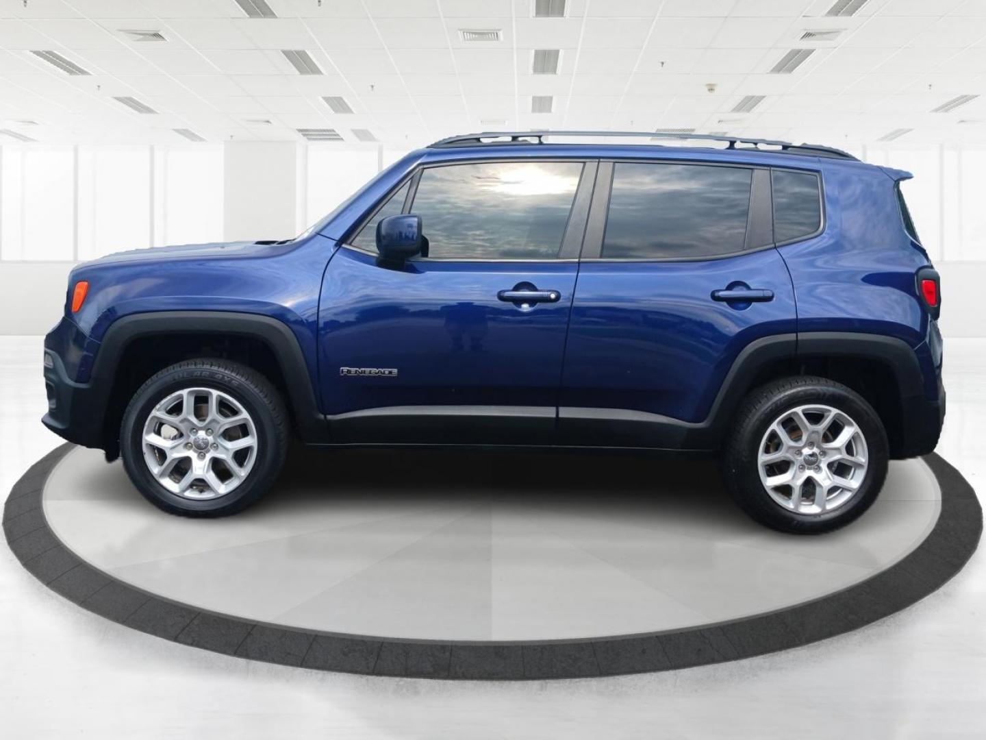 2018 Jetset Blue /Black, premium cloth Jeep Renegade Latitude 4WD (ZACCJBBB6JP) with an 2.4L L4 DOHC 16V engine, 6M transmission, located at 4508 South Dixie Dr, Moraine, OH, 45439, (937) 908-9800, 39.689976, -84.218452 - Photo#3