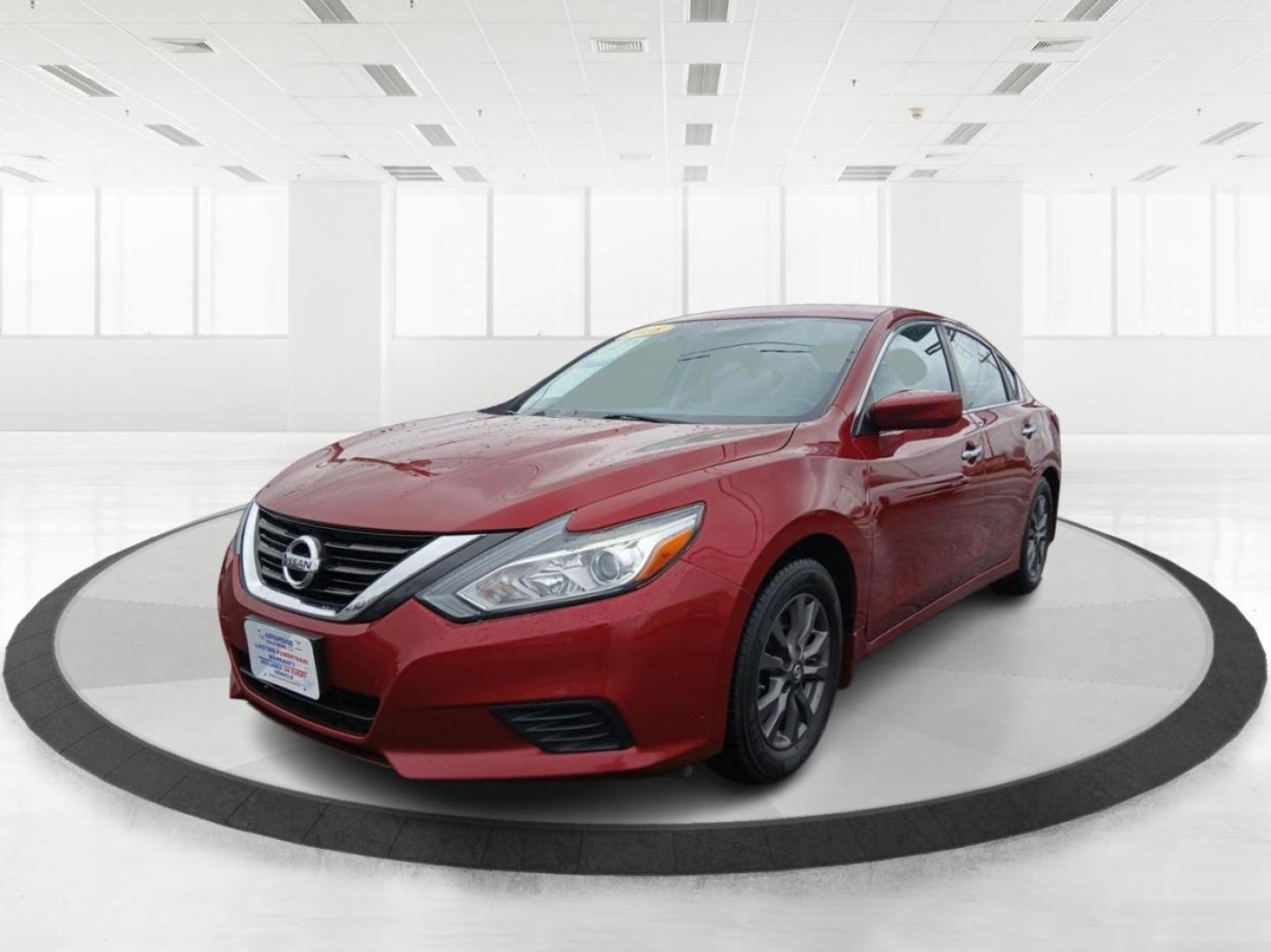 2018 Scarlet Ember Nissan Altima 2.5 (1N4AL3AP2JC) with an 2.5L L4 DOHC 16V engine, CVT transmission, located at 8750 N County Rd 25A, Piqua, OH, 45356, (937) 908-9800, 40.164391, -84.232513 - Photo#7