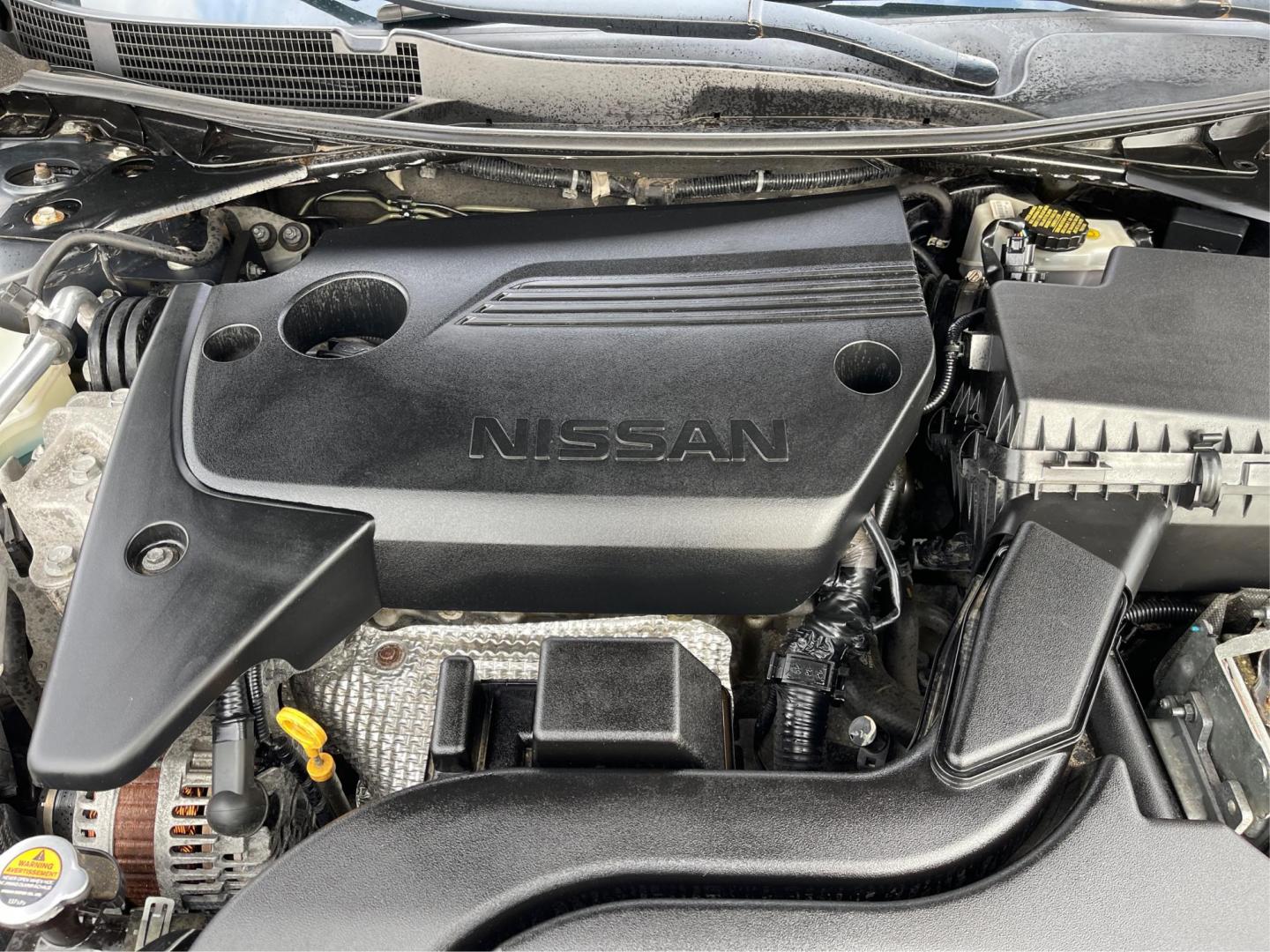 2018 Nissan Altima 2.5 S (1N4AL3AP3JC) with an 2.5L L4 DOHC 16V engine, Continuously Variable Transmission transmission, located at 1951 S Dayton Lakeview Rd., New Carlisle, OH, 45344, (937) 908-9800, 39.890999, -84.050255 - 2018 Nissan Altima 2.5 S - Photo#10