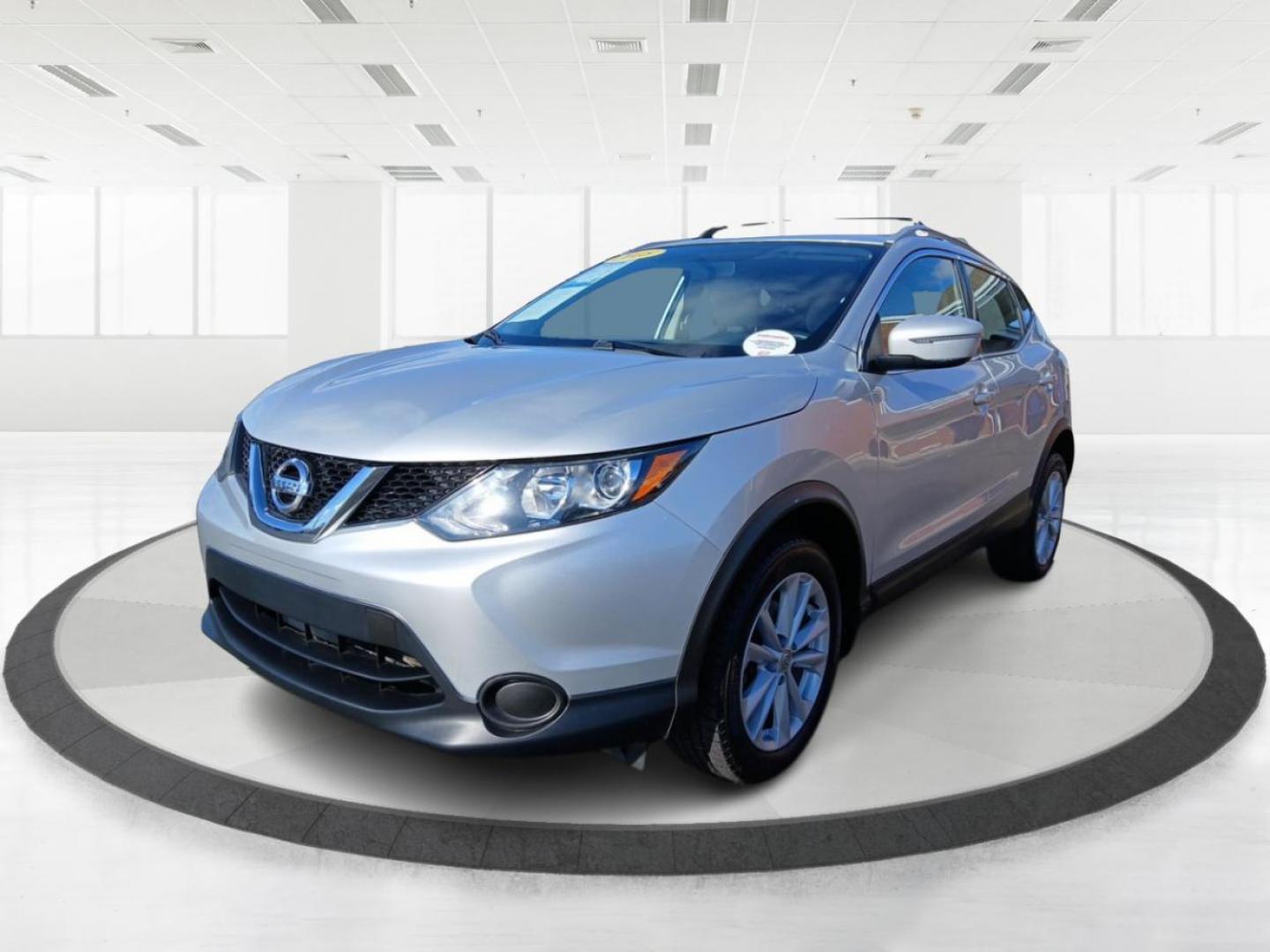 2018 Brilliant Silver Nissan Rogue Sport S AWD (JN1BJ1CR6JW) with an 2.0L L4 DOHC 16V engine, CVT transmission, located at 8750 N County Rd 25A, Piqua, OH, 45356, (937) 908-9800, 40.164391, -84.232513 - Photo#3