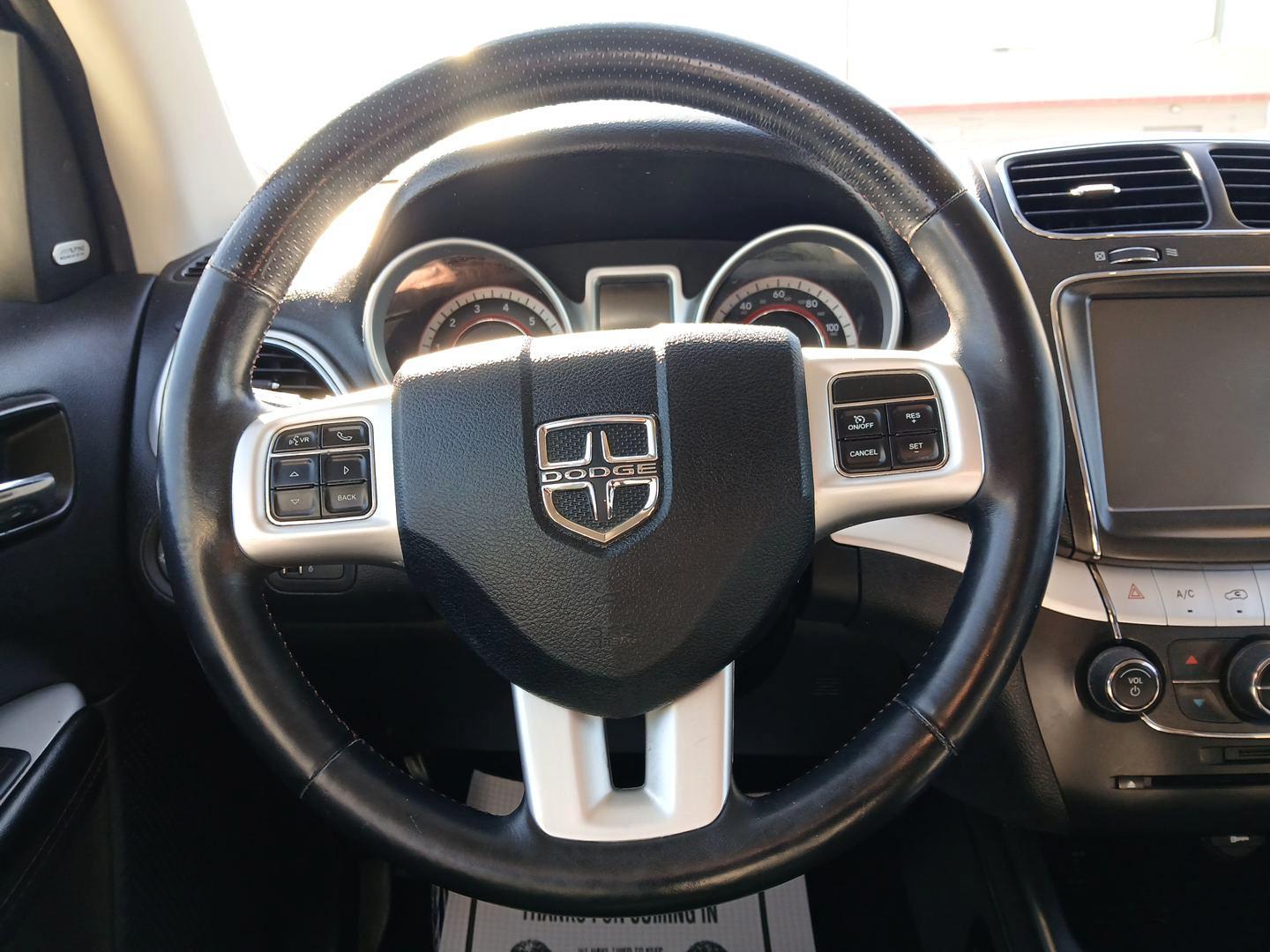 2019 Whtie Noise Tri-Coat Dodge Journey GT (3C4PDCEG2KT) with an 3.6L V6 DOHC 24V engine, 6A transmission, located at 880 E. National Road, Vandalia, OH, 45377, (937) 908-9800, 39.891918, -84.183594 - Photo#15