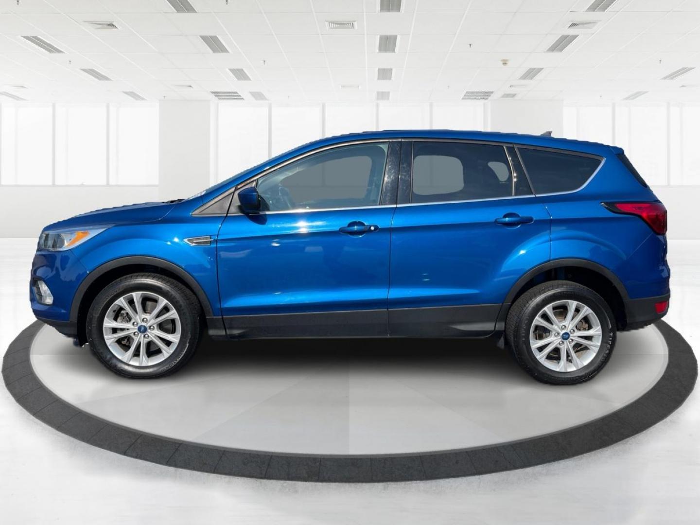 2019 Lightning Blue Metallic Ford Escape (1FMCU9GD8KU) with an 1.5L L4 DOHC 16V engine, 6-Speed Automatic transmission, located at 4508 South Dixie Dr, Moraine, OH, 45439, (937) 908-9800, 39.689976, -84.218452 - Photo#5