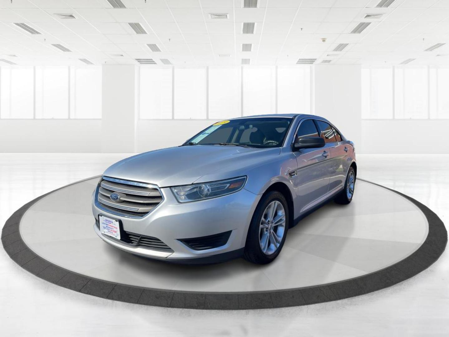 2019 Ingot Silver Metallic Ford Taurus SE FWD (1FAHP2D87KG) with an 3.5L V6 DOHC 24V engine, 6A transmission, located at 1184 Kauffman Ave, Fairborn, OH, 45324, (937) 908-9800, 39.807072, -84.030914 - Photo#7