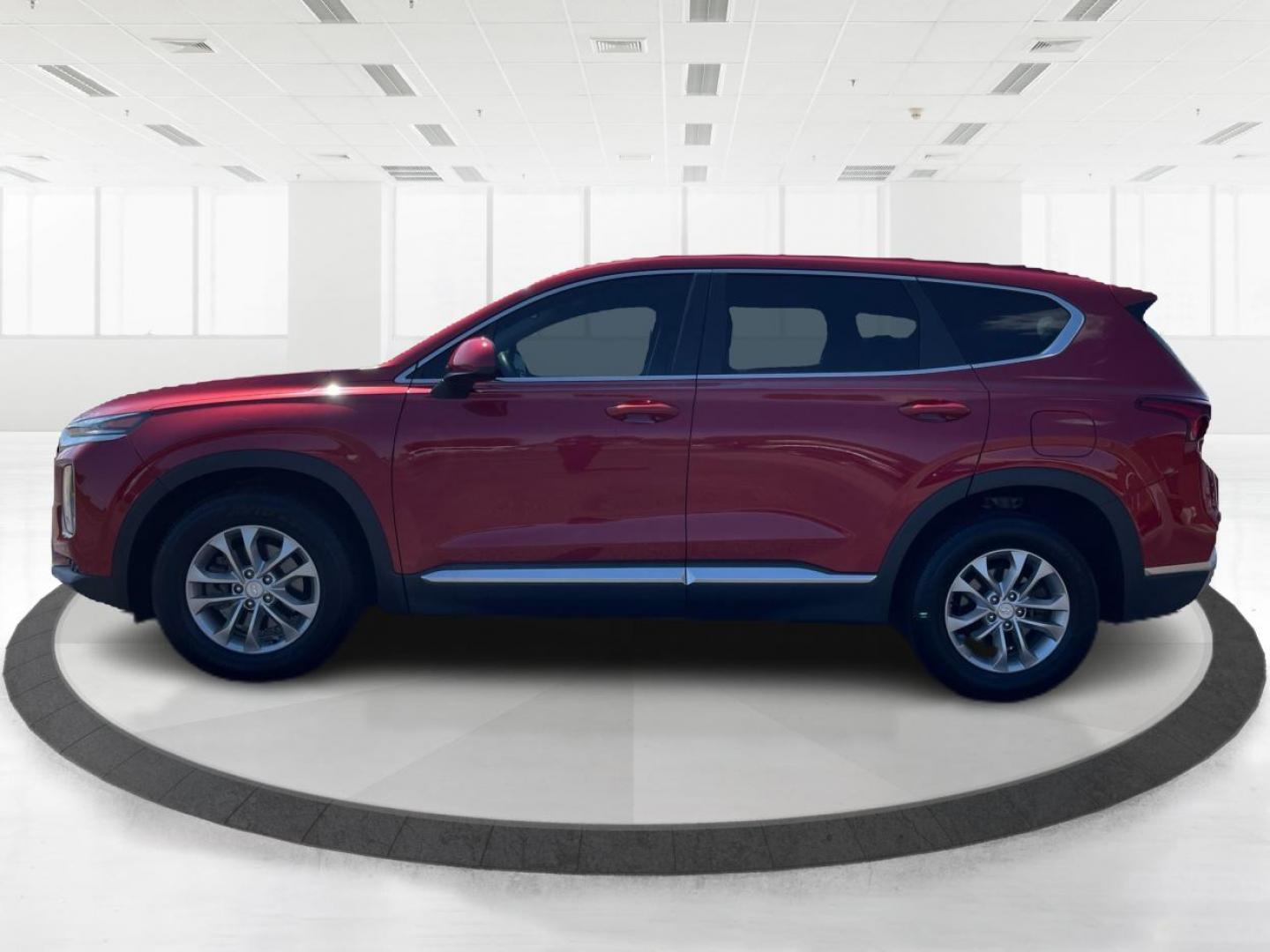 2019 Scarlet Red Hyundai Santa Fe (5NMS2CAD9KH) with an 2.4L L4 DOHC 16V engine, 8-Speed Automatic transmission, located at 1230 East Main St, Xenia, OH, 45385, (937) 908-9800, 39.688026, -83.910172 - Photo#5