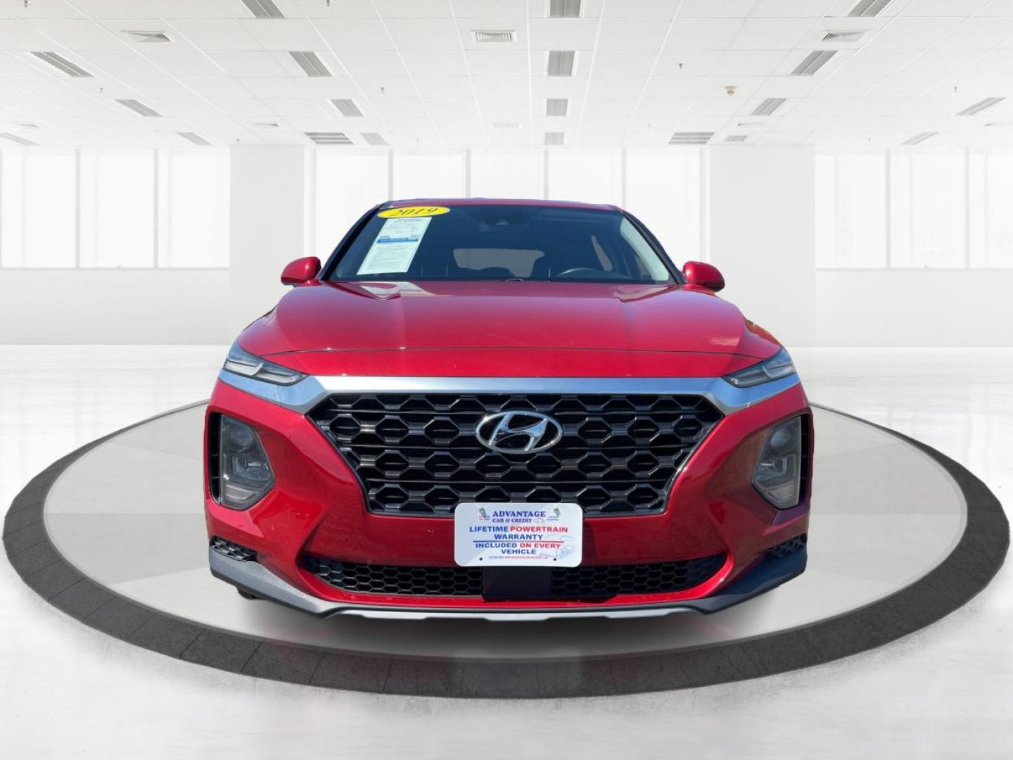 2019 Scarlet Red Hyundai Santa Fe (5NMS2CAD9KH) with an 2.4L L4 DOHC 16V engine, 8-Speed Automatic transmission, located at 1230 East Main St, Xenia, OH, 45385, (937) 908-9800, 39.688026, -83.910172 - Photo#6