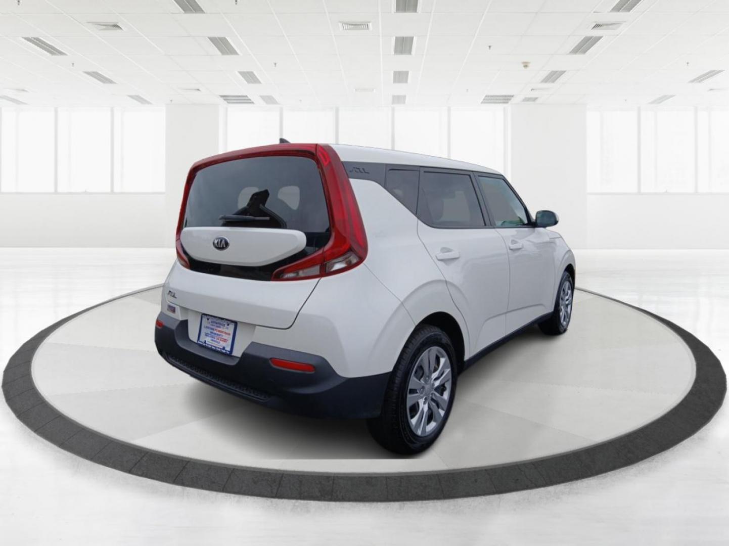 2020 Snow White Pearl Kia Soul LX CVT (KNDJ23AU1L7) with an 2.0L L4 DOHC 16V engine, Continuously Variable Transmission transmission, located at 1951 S Dayton Lakeview Rd., New Carlisle, OH, 45344, (937) 908-9800, 39.890999, -84.050255 - Photo#2