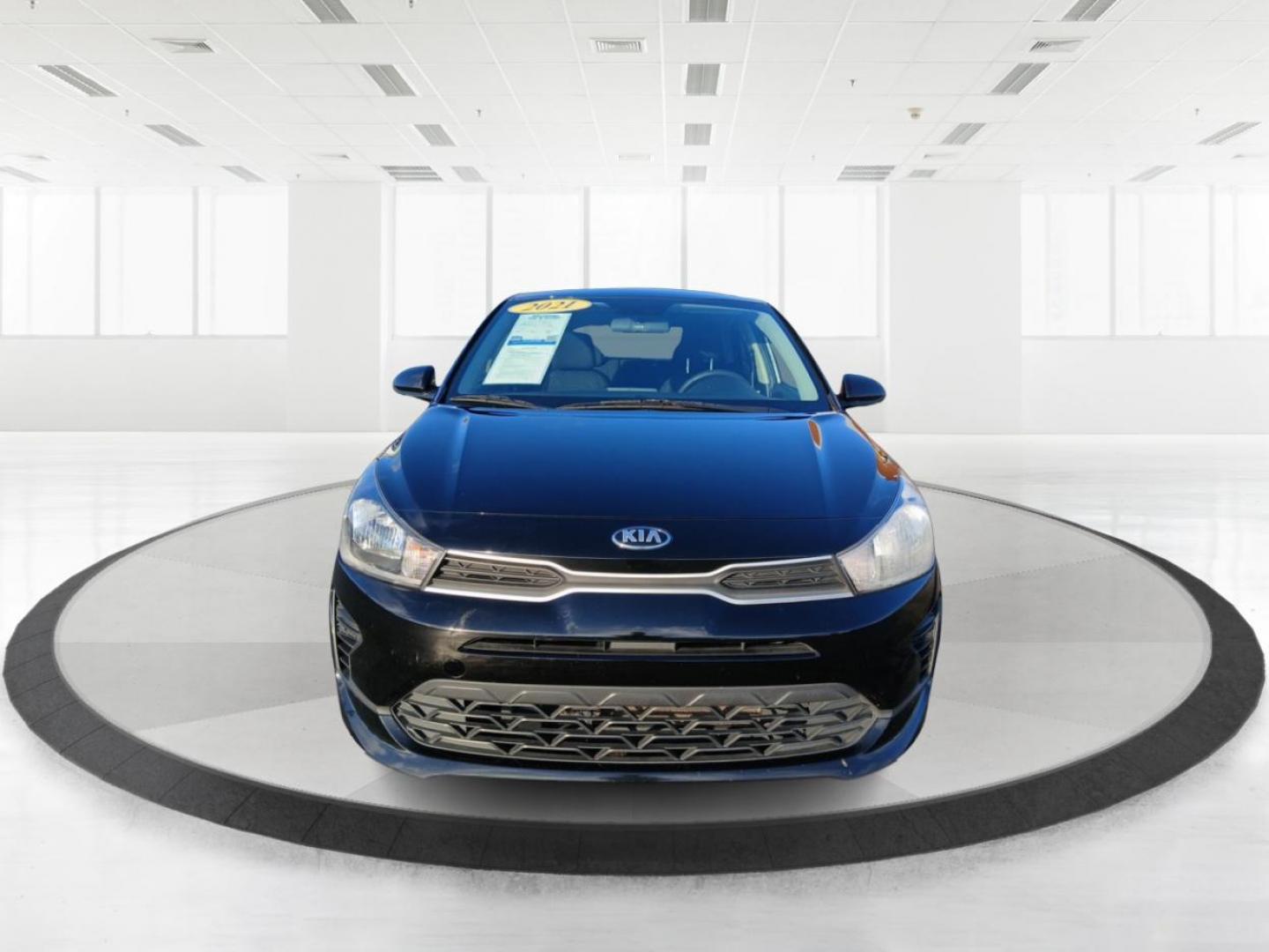 2021 Kia Rio Hatchback (3KPA25AD9ME) with an Other engine, Automatic transmission, located at 1230 East Main St, Xenia, OH, 45385, (937) 908-9800, 39.688026, -83.910172 - 2021 Kia Rio Hatchback - Photo#6